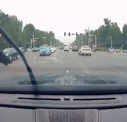 网友:怎么定责？