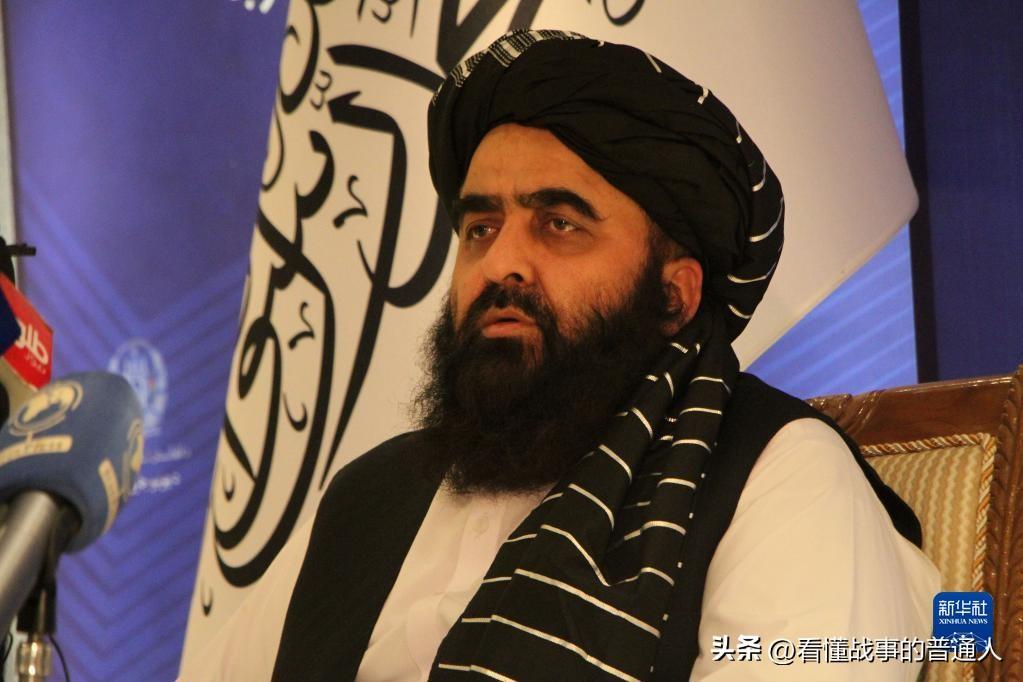 中东这盘棋，突然有人开始拱火了！沙特、阿联酋、科威特和巴林在一场闭门会谈里，把话