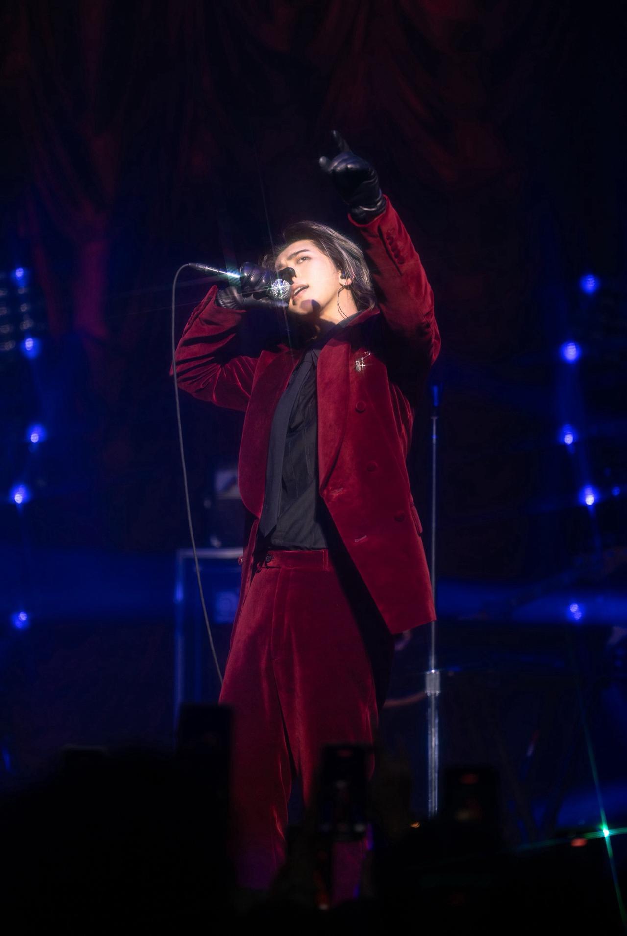 用音乐与你相见@蔡徐坤 
蔡徐坤 AnEveningWithKUN 蔡徐坤202