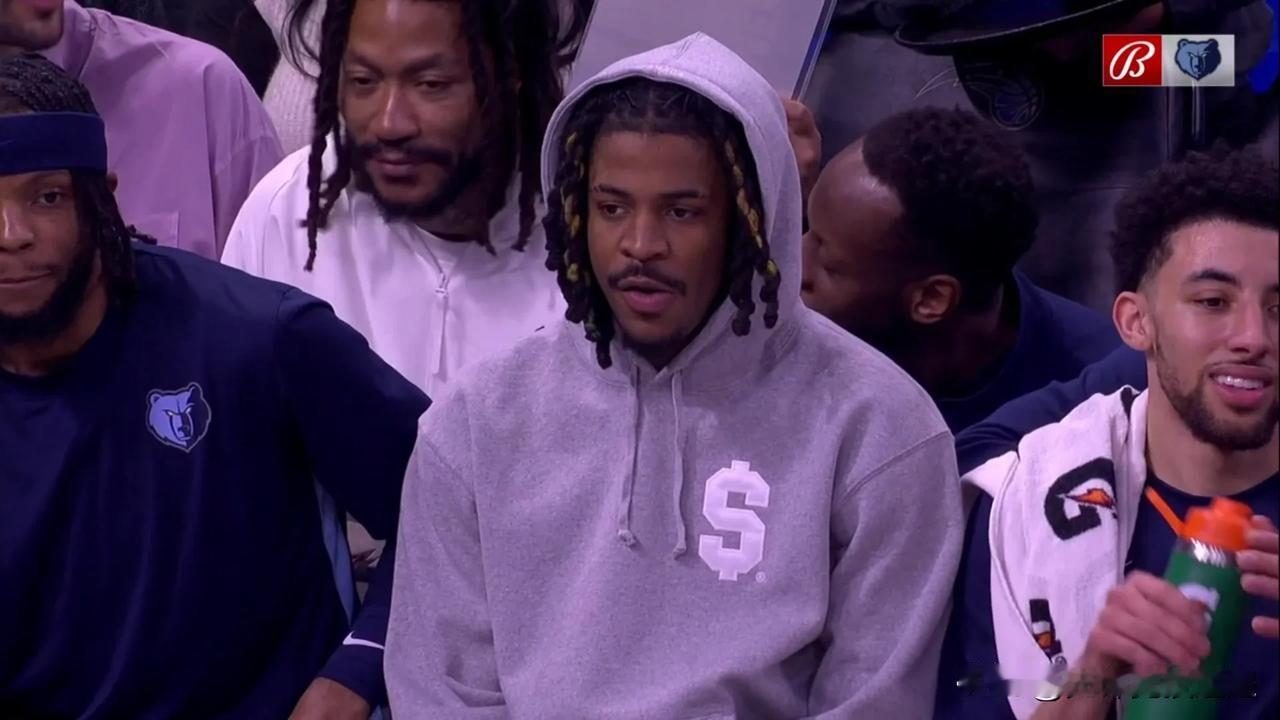 本赛季灰熊队有 31 名球员上场时间创下 NBA 纪录

桑蒂阿尔达玛
德斯蒙德