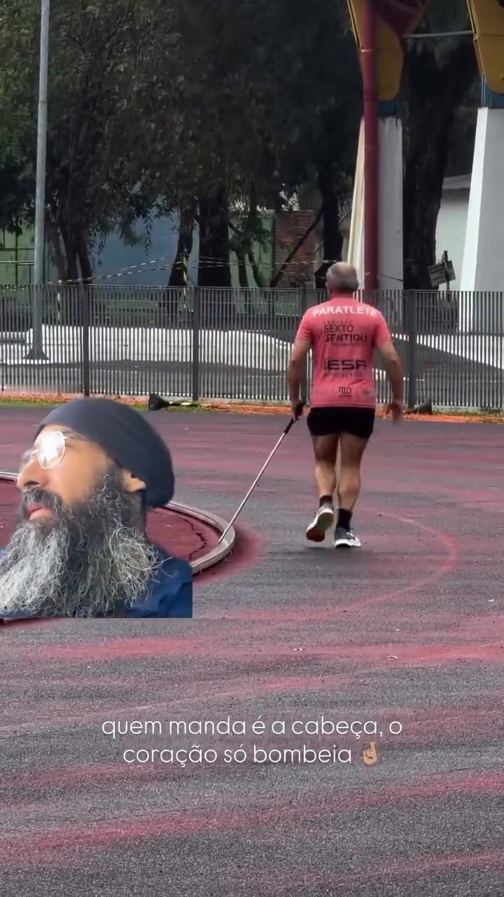 quem mandae acabeca，o coracao so bombeia