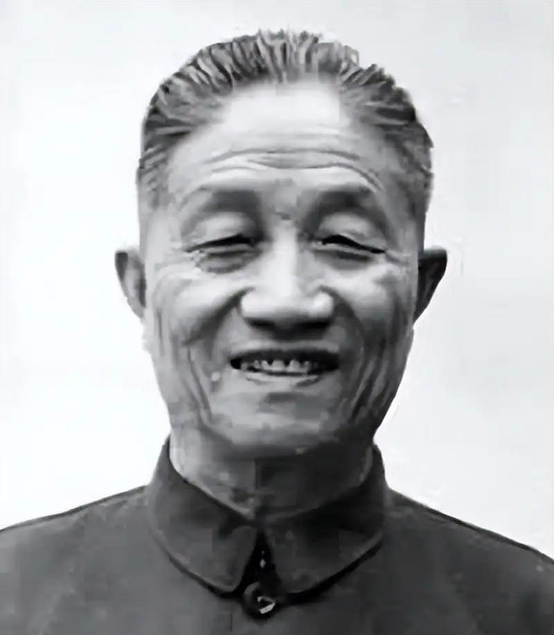 1935年，红一方面军抵达陕北后，周总理召见25军军长程子华，疑惑地问：“我让你