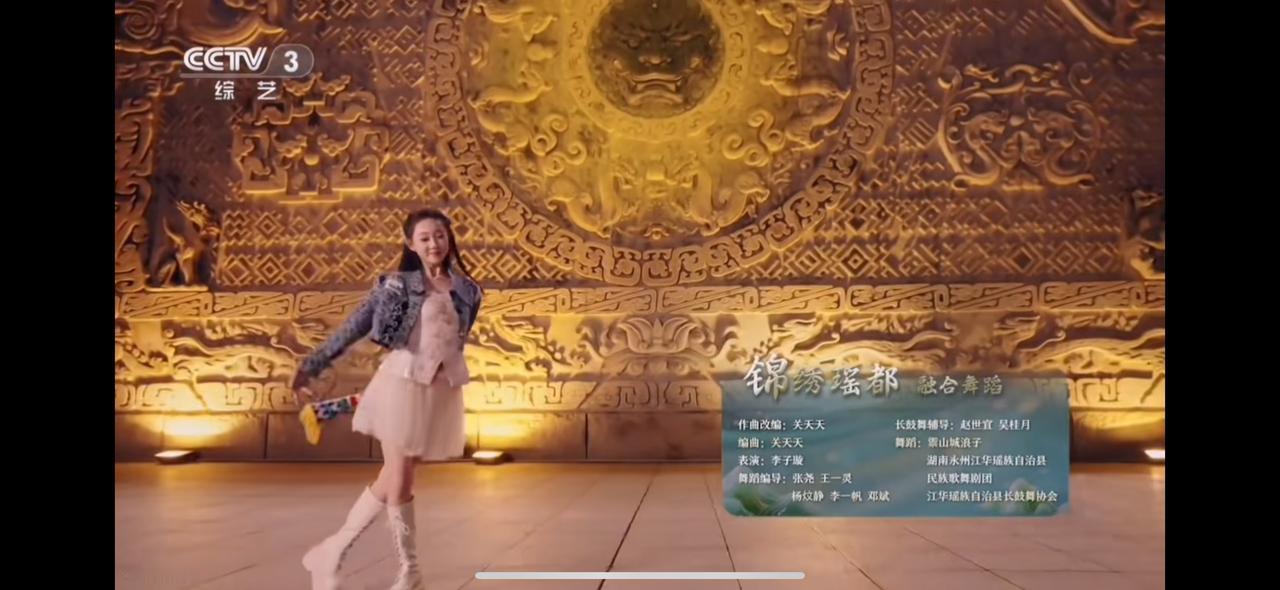 真是比不了，

小于和李子璇身为《一伞烟雨》的男女主，

两人后续的境遇却截然不