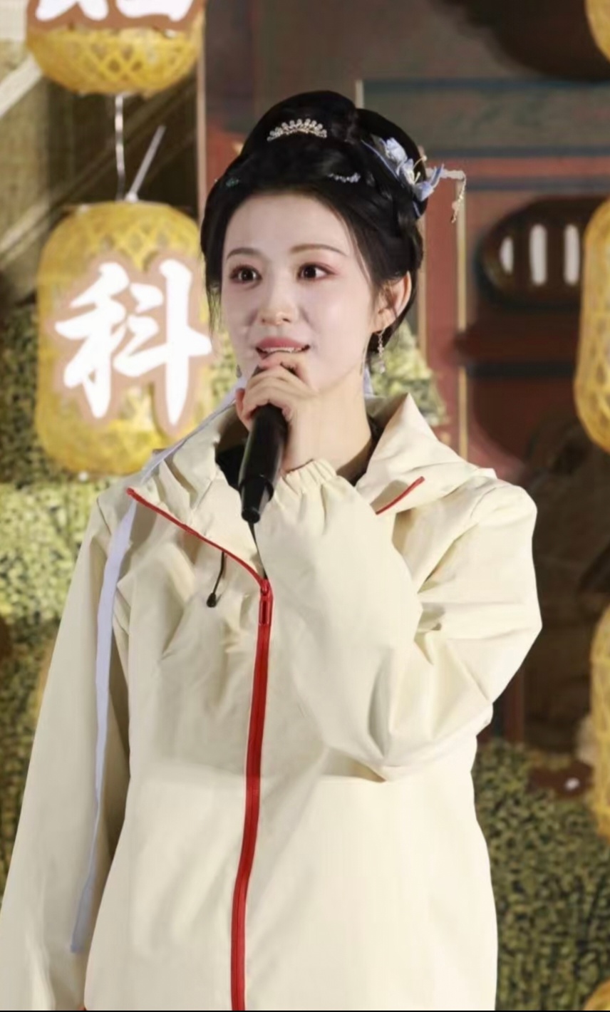 船明月录造型目前只能看个妆发水平 ​​​