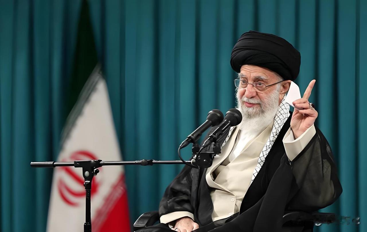 “伊朗为何还没有屈服？”就连特朗普本人都感到好奇。他确实低估了伊朗的决心。
当前