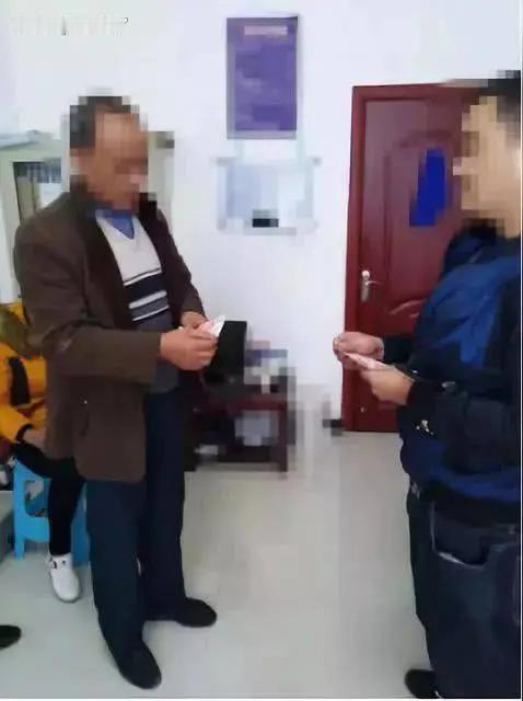  
 
📝 爆款自媒体文案：《168元变5万！无证针灸惊天罚单，撕开所有养生店
