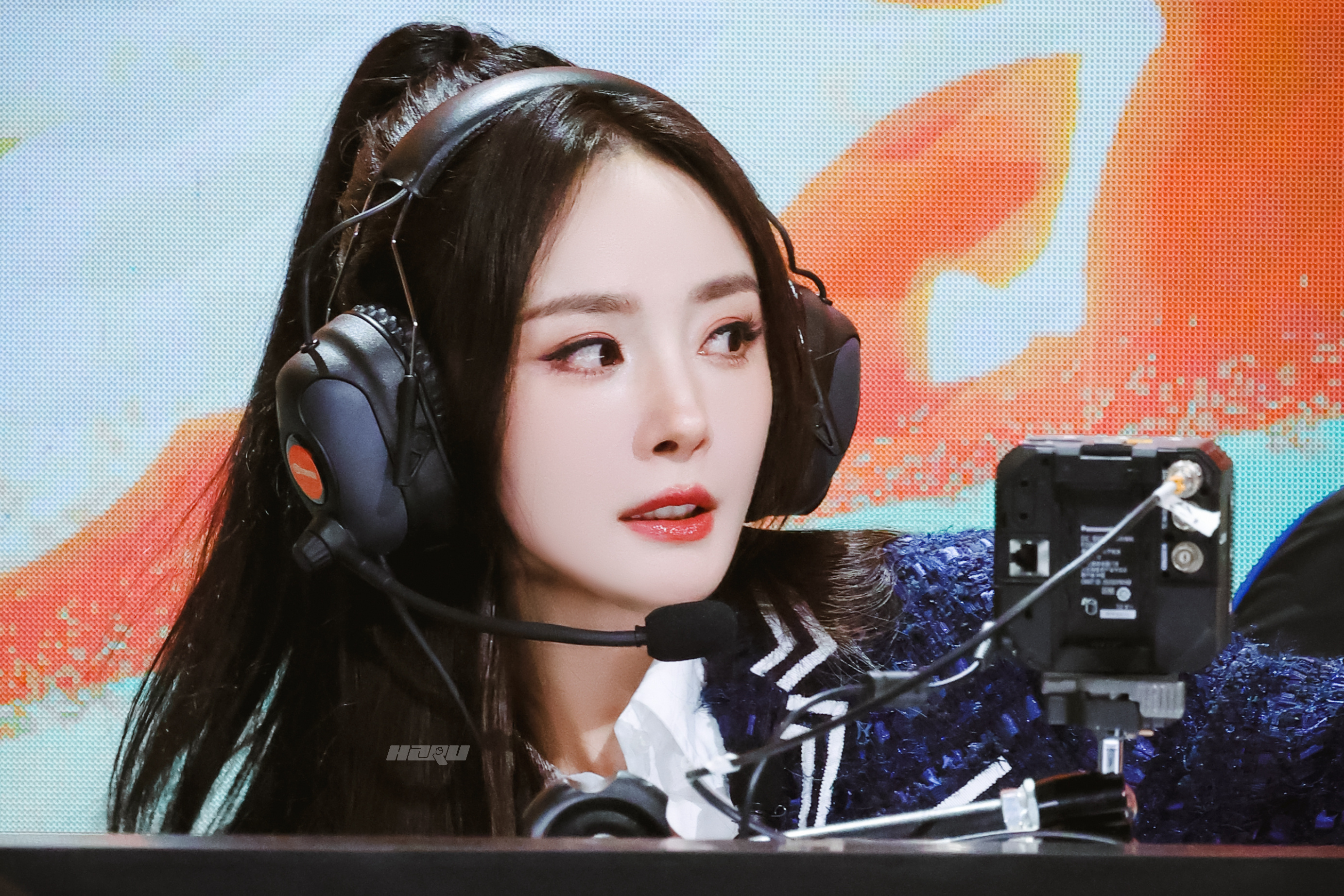 杨幂校花学姐 拍到此等美貌！今日份幂🏁 