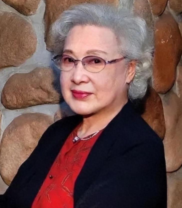 1967年，陈天国在杭州灵隐寺的一棵大树上自缢身亡，在临终前，他特意去见了前妻秦
