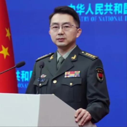 没有任何退让，国防部发布严厉声明！
 
2月10日，面对近期台湾涉军问题，国防部