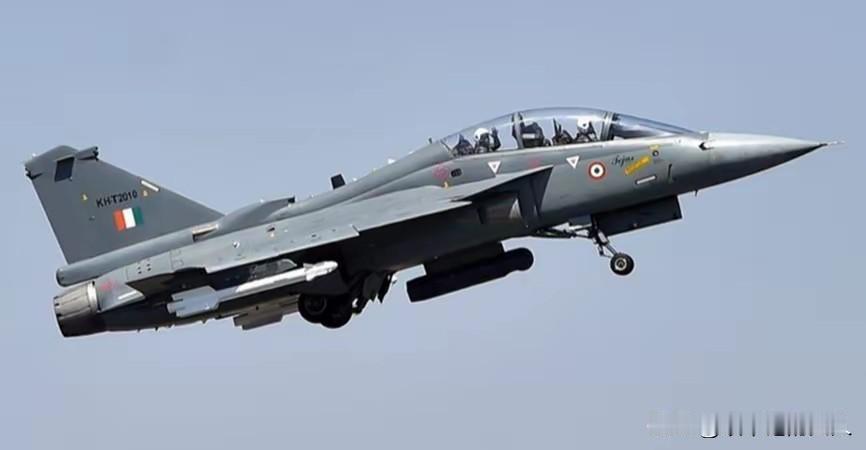 快讯！快讯！
就在刚刚，印度划定禁飞区了！
印度将在印巴边境地区启动大规模三军联