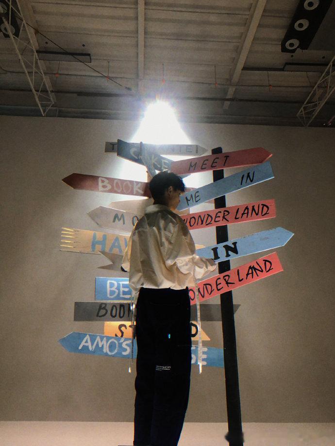 呦我去 被你帅晕了老公～😻人怎么能帅成这样！ 