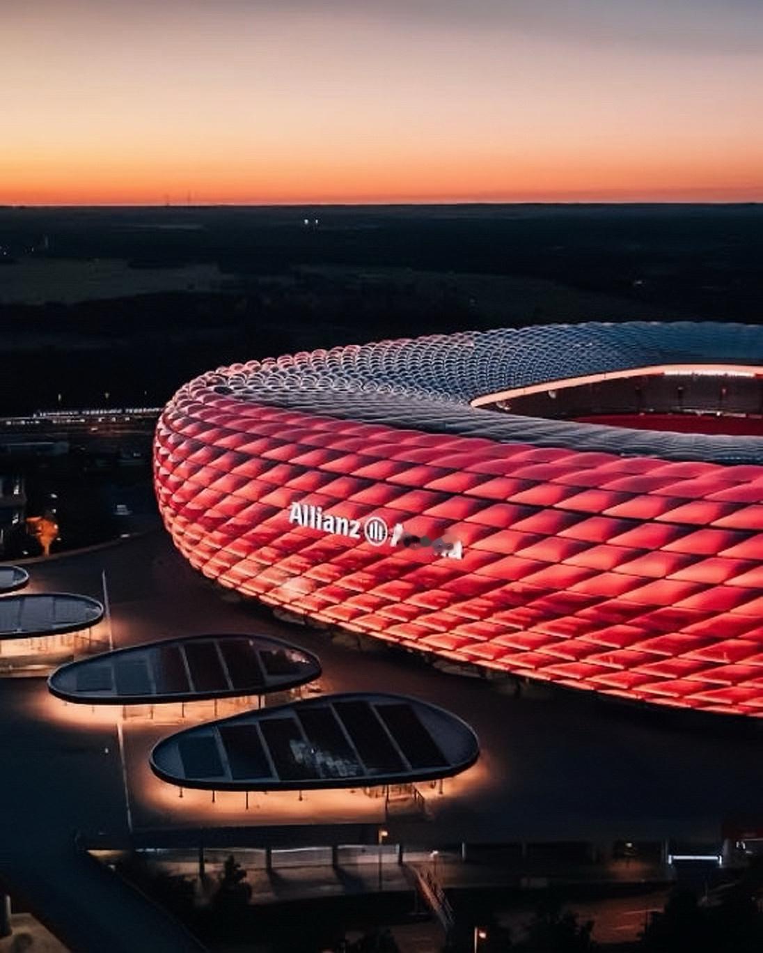 如果皇马不能在安联球场上演逆转，他们的这个赛季几乎就宣告结束了。欧冠联赛hala