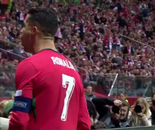 作业来了，大家参考，看好的跟上芬兰vs英格兰 0-2  0-3  1-3看好3⚽