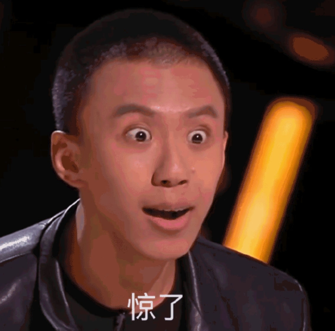 第一批回家过年的人现状 第一批回家过年的人中，有人选择错峰回家并趁机旅游，这是一