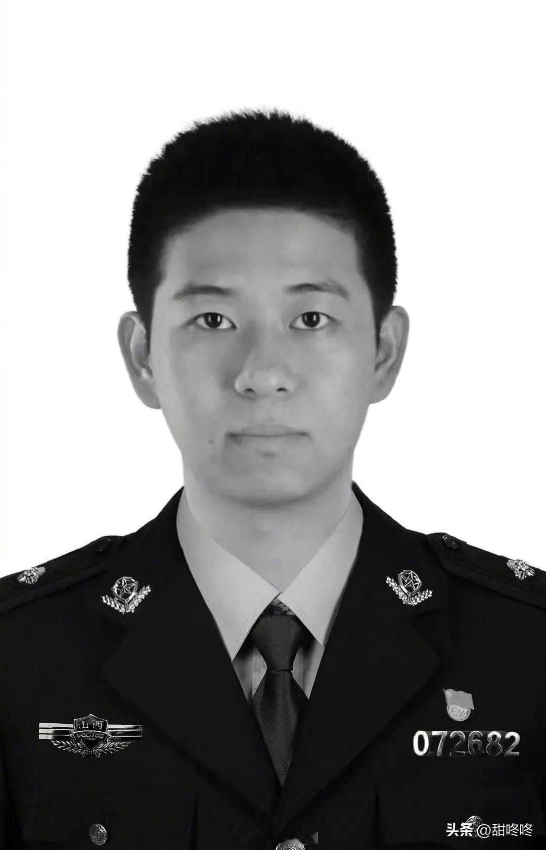 请不要吝啬您的双手，给公安英雄点赞！
他叫武霖，山西定襄县民警。
2024年4月