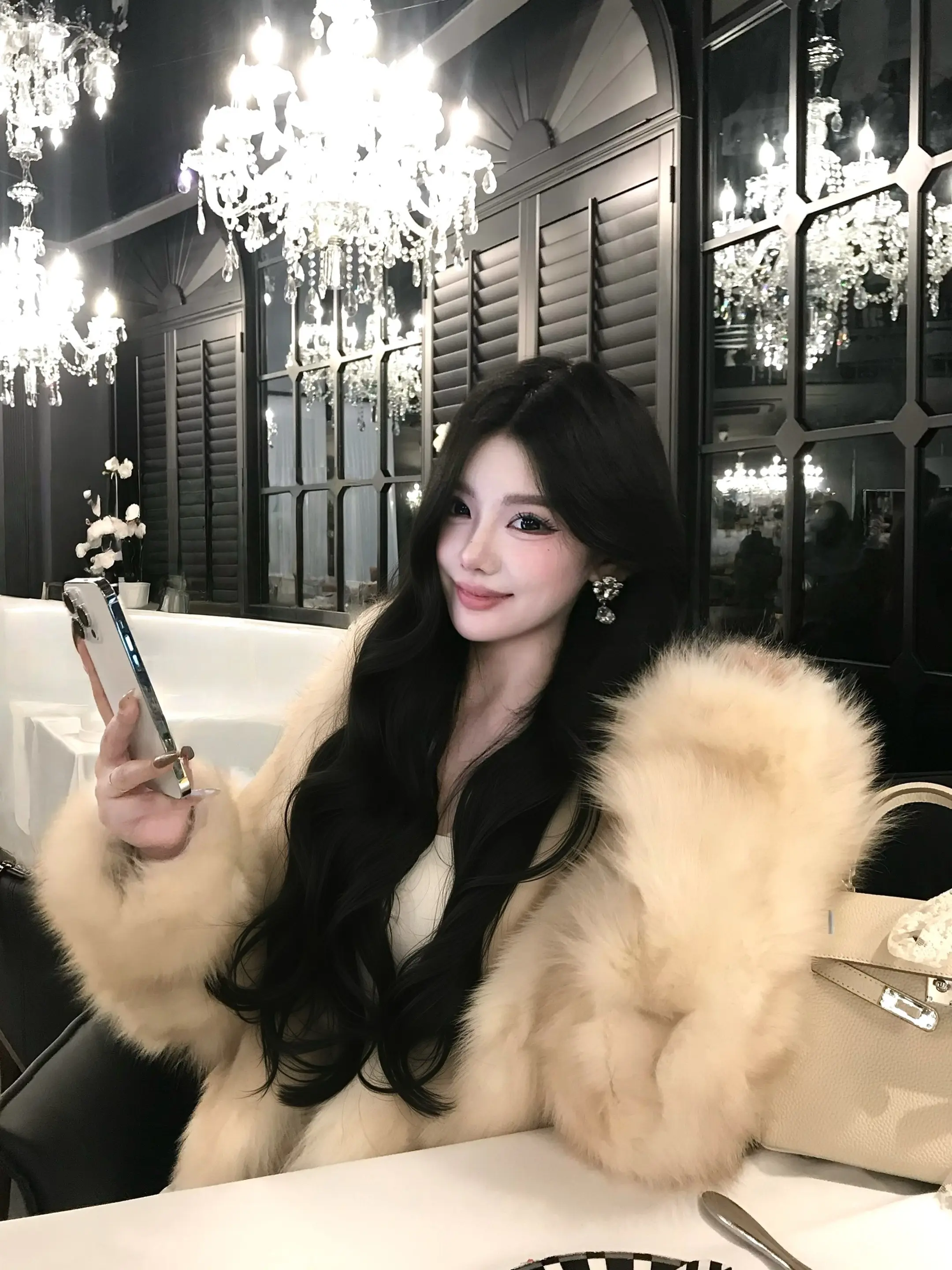 永远太远啦 明天陪我吃饭吧