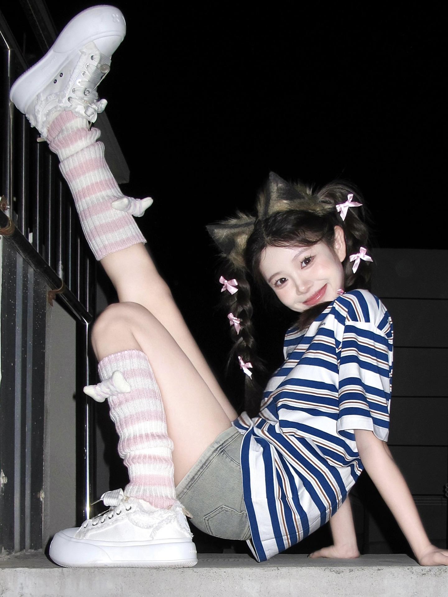 在重逢的街头心跳比我先认出你。