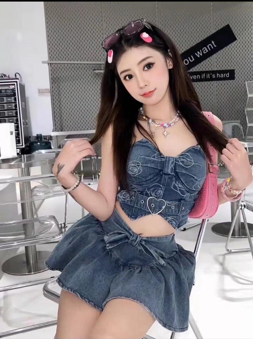在广州清纯美女 ​​​