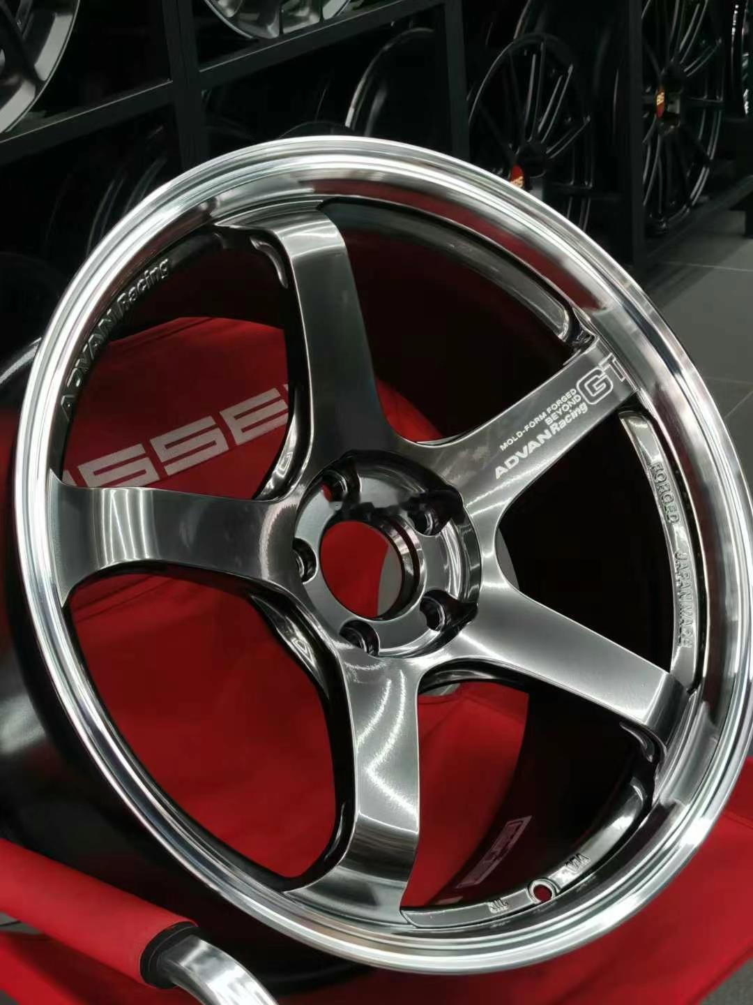 全新 在库 阿迪王 GT 五副轮毂日本 ADVAN  GT  MPB 锻造19寸