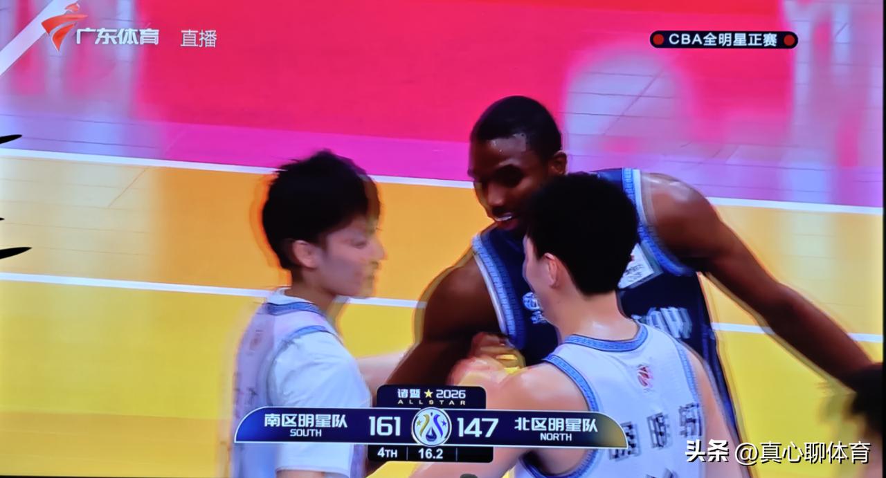 关心徐杰和广东东阳光的球迷看到这一幕应该会释怀了[大笑][大笑][大笑]
本届C