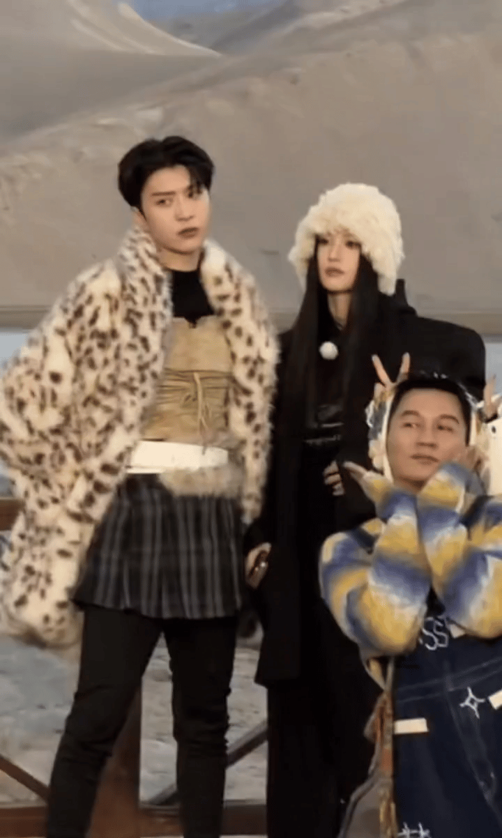 范丞丞在cos宋雨琦吗，我不行了，范丞丞咱还有偶像包袱吗