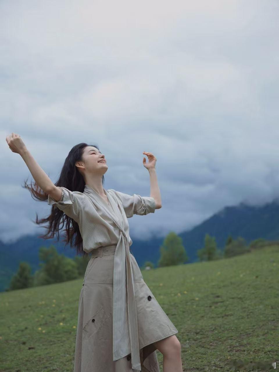 郭晓婷 高知姐姐来九寨沟了 郭晓婷 我不长大了我要依赖姐姐 VOGUE活动生图超