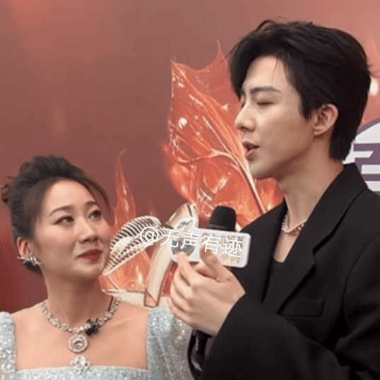 刘宇宁有那么帅吗？把女主持人迷成了那样，就差把“我好喜欢你”几个字在脸上写出来了