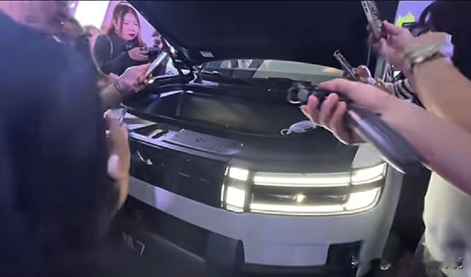 钛7前备箱，真的能养鱼！
遥遥领先同行！遥遥领先！遥遥领先！遥遥领先于同行！领先