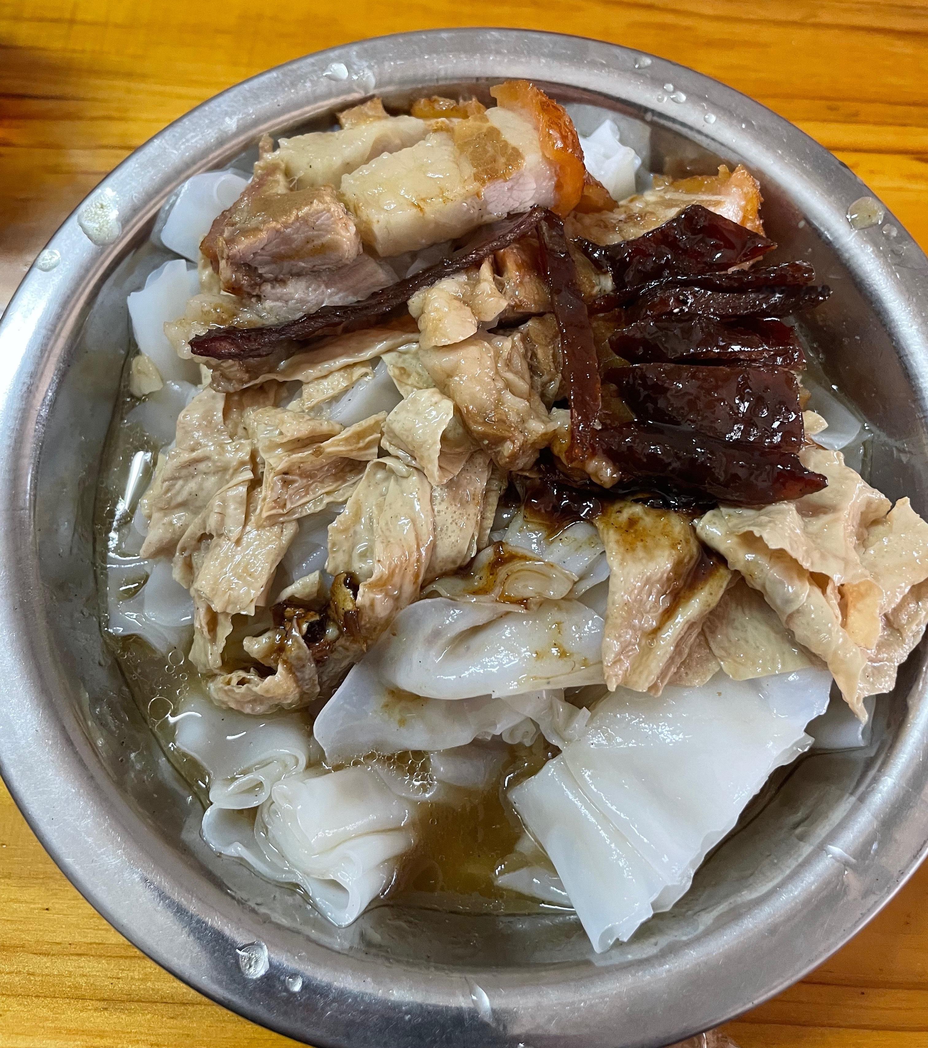 玉林朱砂扣肉牛巴粉玉林美食寻味玉林 玉林市陆川县马坡镇朱沙村扣肉牛巴粉，味道可以