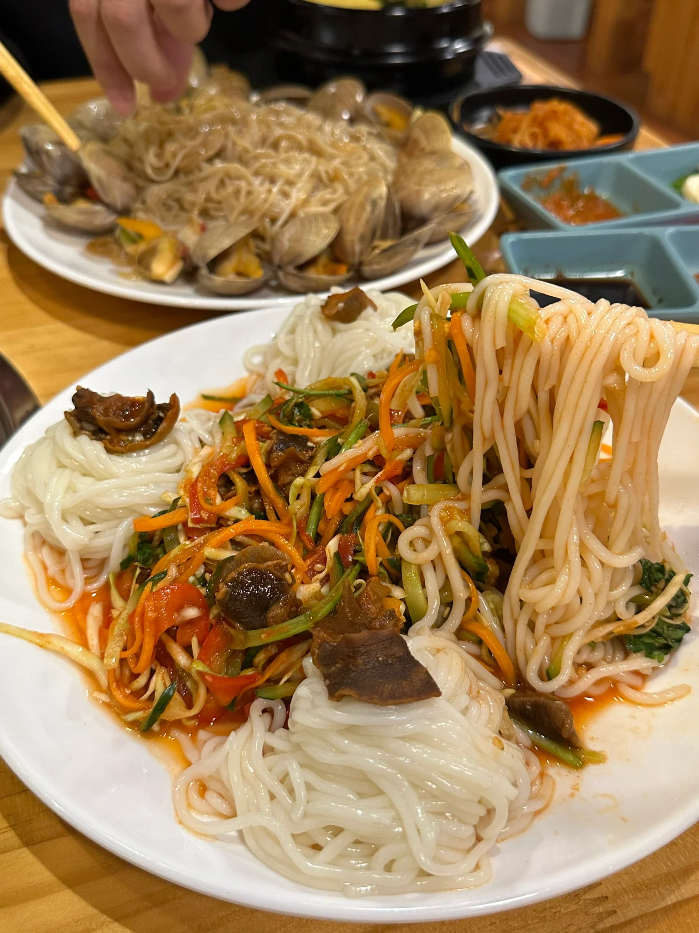 在义乌！！延吉朋友推荐的😭…太太太好吃了！