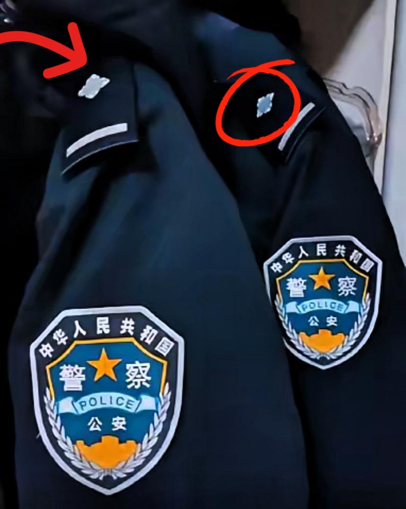 以后见了穿制服的，
再也不用纠结“他是警察还是辅警”了！
2025年警务着装新规