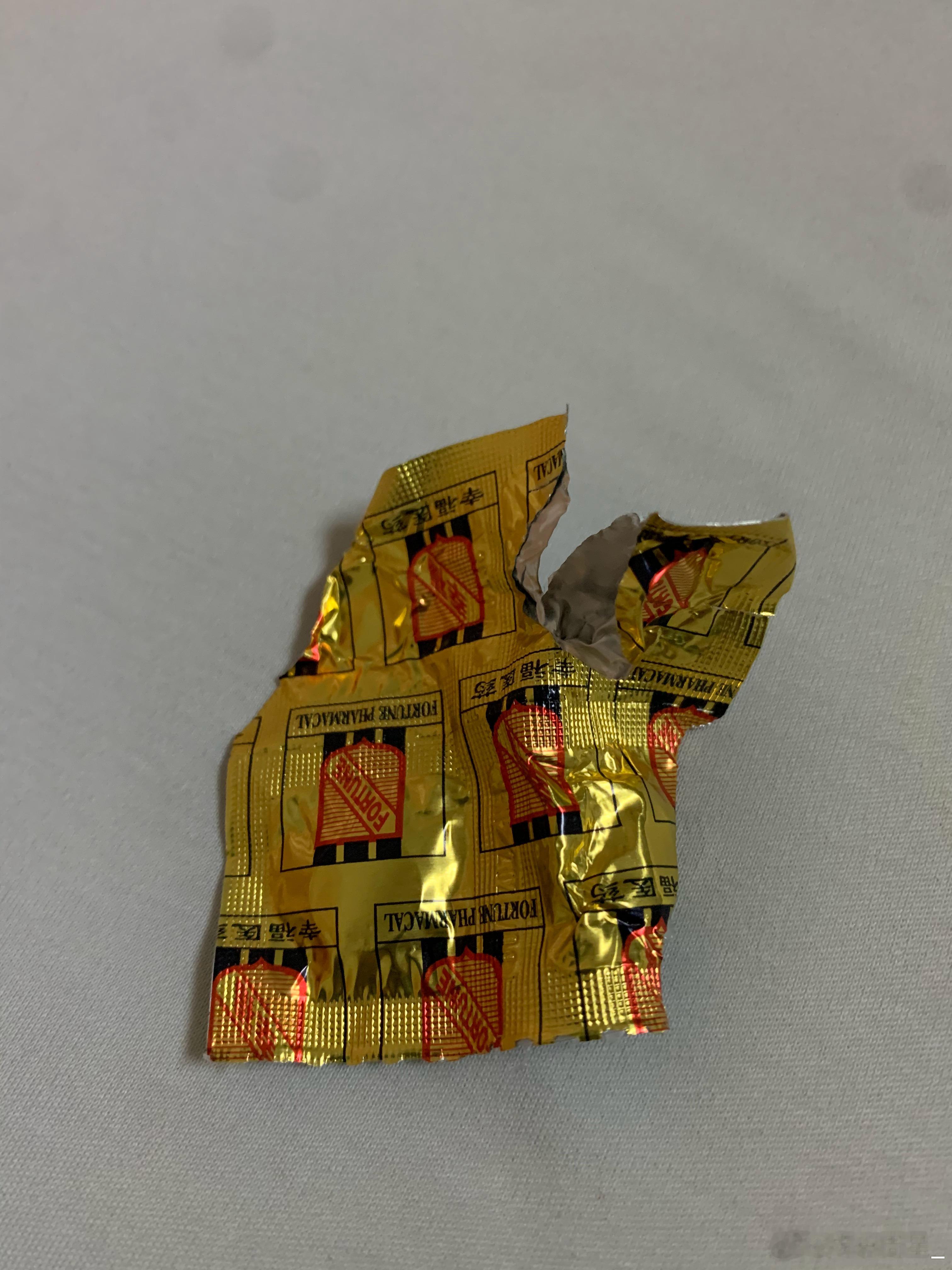 论一个广东吃货对宵夜的执着，感冒发烧了到点也要爬起来吃宵夜。水果补充维生素，碎碎