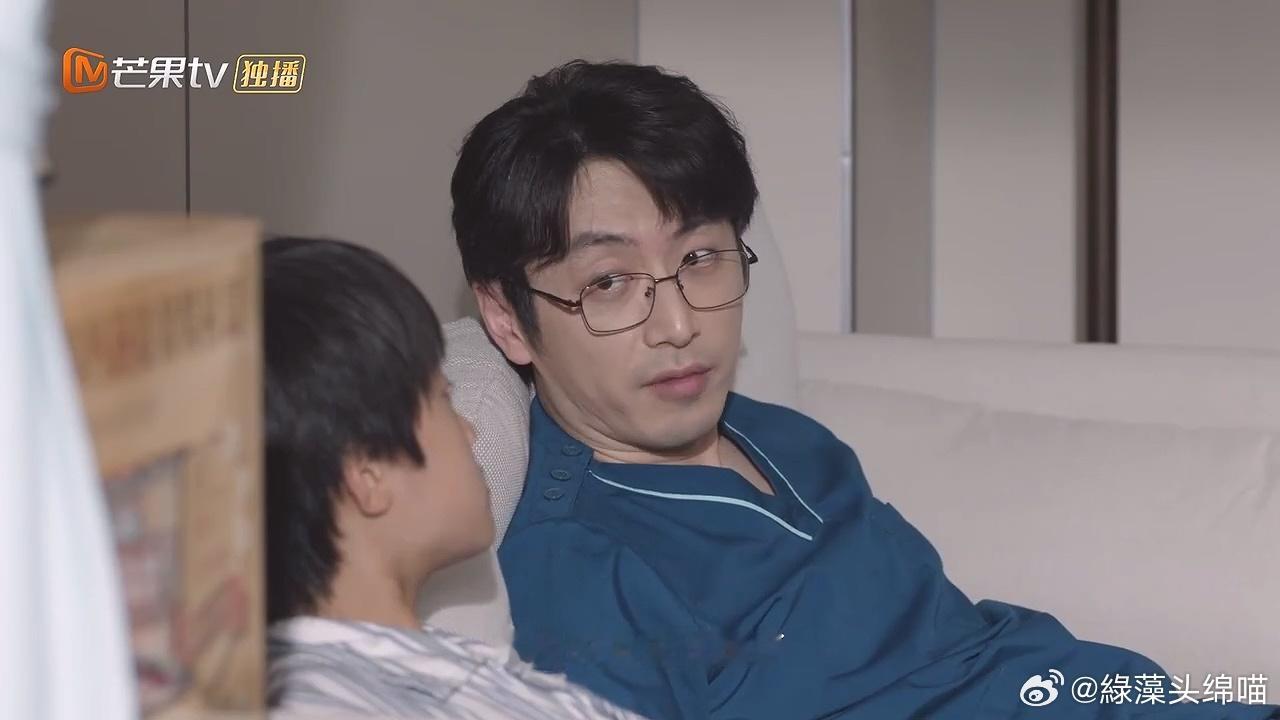 白客新剧试图卖惨换来一顿数落  看秦文彬准备卖惨，结果小孩一问结婚7年了？直接把