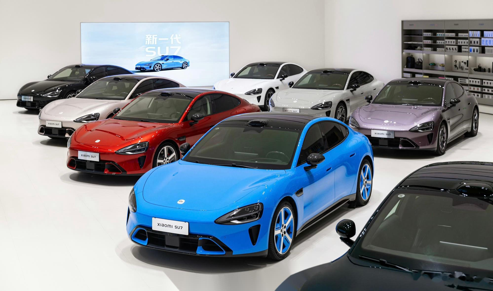 小米SU7撬动BBA用户背后：国产新能源正完成对传统豪华的结构性替代小米SU7大