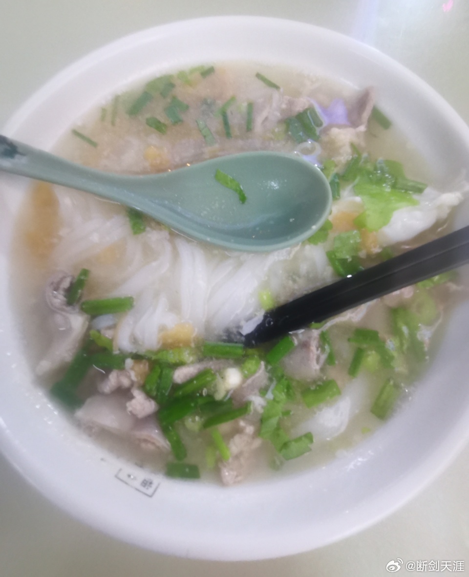 凌晨四点开始搬砖，好久没有吃的早餐生活手记