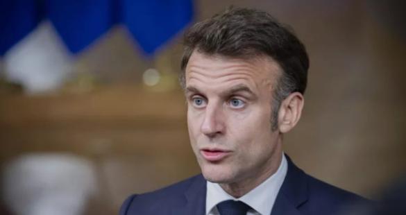 【继英国之后，法国也下场了】

法国也行动了！马克龙把航母派到地中海，还部署了战