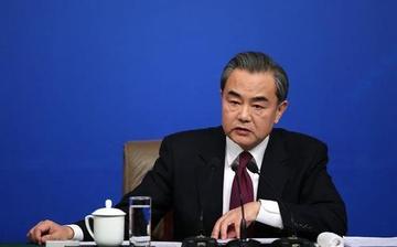 突发消息，王毅外长太厉害了：中国官宣贵客来访，高市早苗和特朗普要气坏了！
就在7
