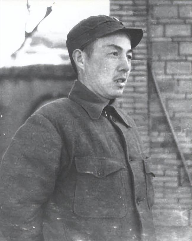 1957年一天，开国上将苏振华从基层调研回家，与妻子孟玮因小事吵了几句，谁知孟玮