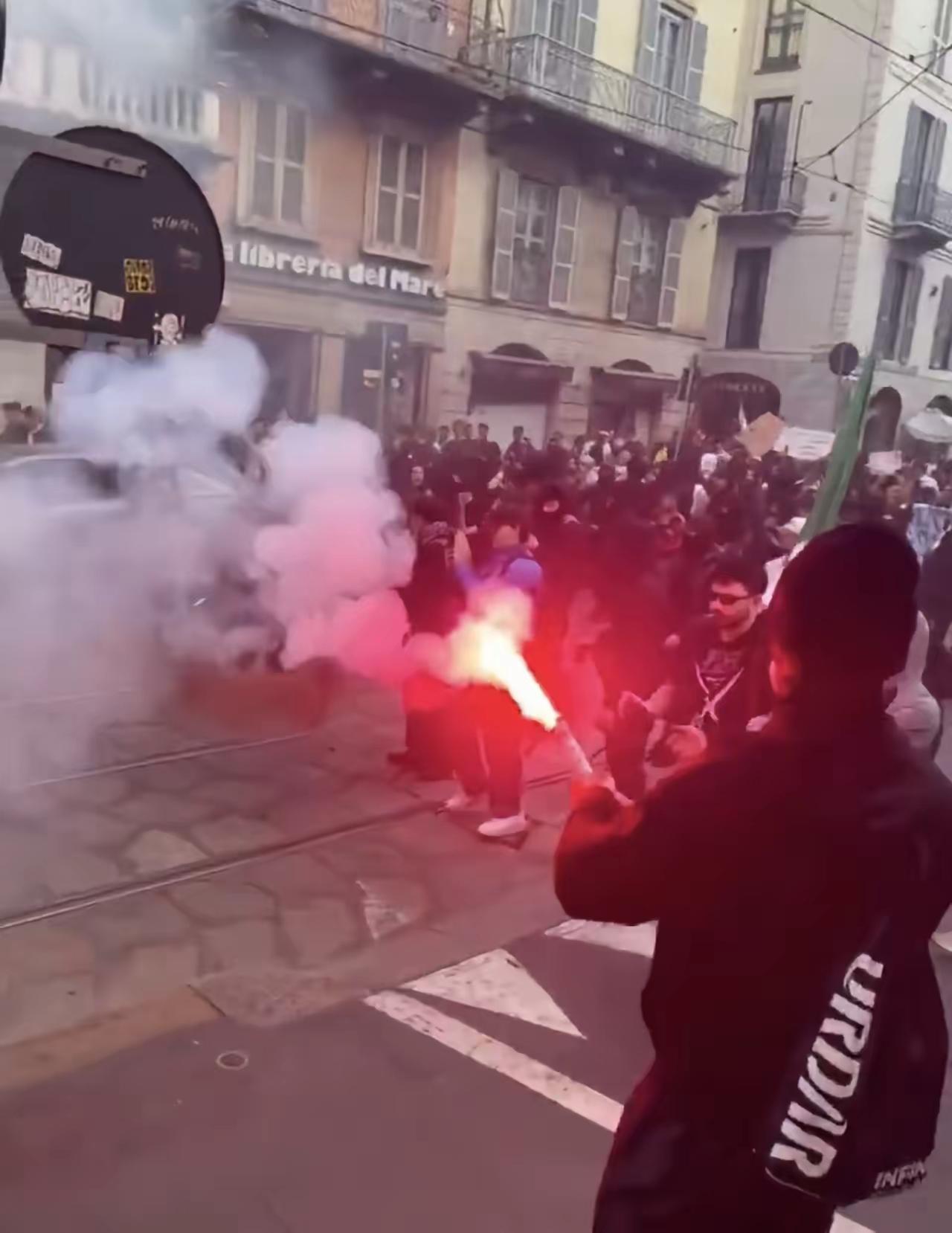 法国巴黎的怒火蔓延到了意大利米兰和佛罗伦萨街头，民众抗议物价暴涨，反对乌克兰的援