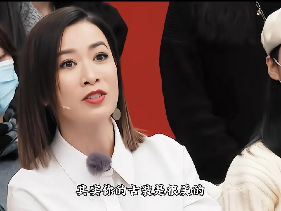 佘诗曼在综艺里说赵樱子的古装聂小倩，有一点点王祖贤的影子，单论颜值和造型还原度，