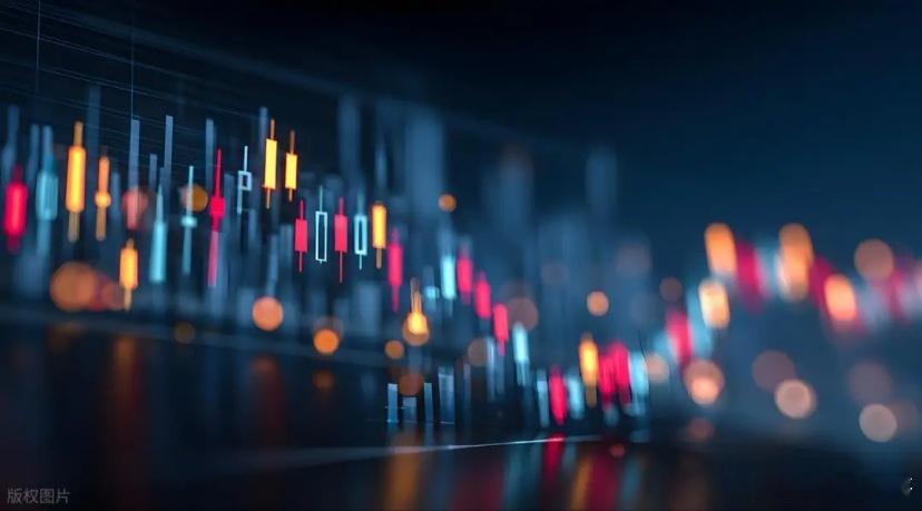 A股高位股昨天尾盘出现急跌，比较典型的如平潭发展全天大部分时间涨幅在5%左右！而