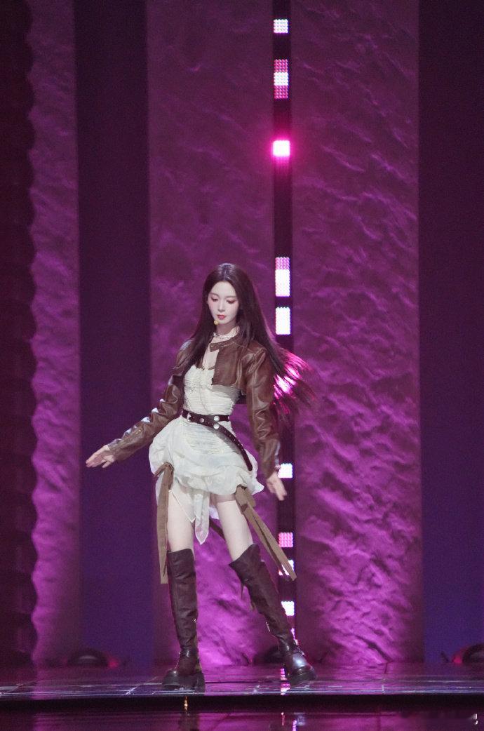 陈瑶完成经纪人的任务了乘风2026陈瑶做到了！顺利完成经纪人任务，必须狠狠夸夸 