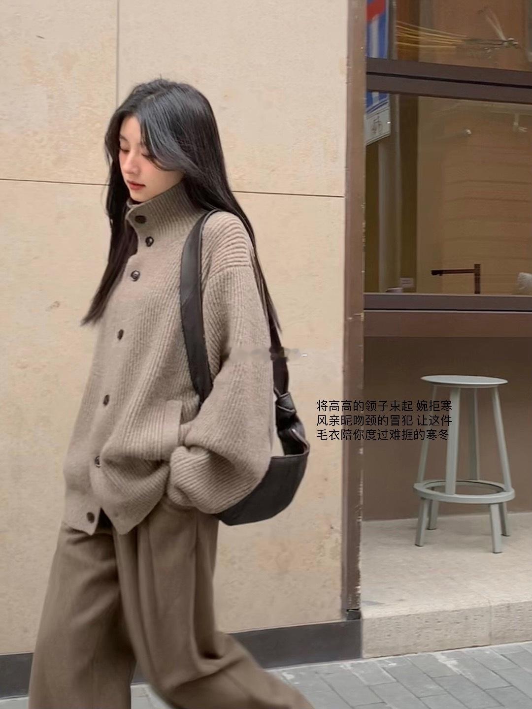 冬的慵懒随性  ins博主街拍必备的毛衣⌁⌁⌁⋆7点bo🤎 p'zan 啾1只