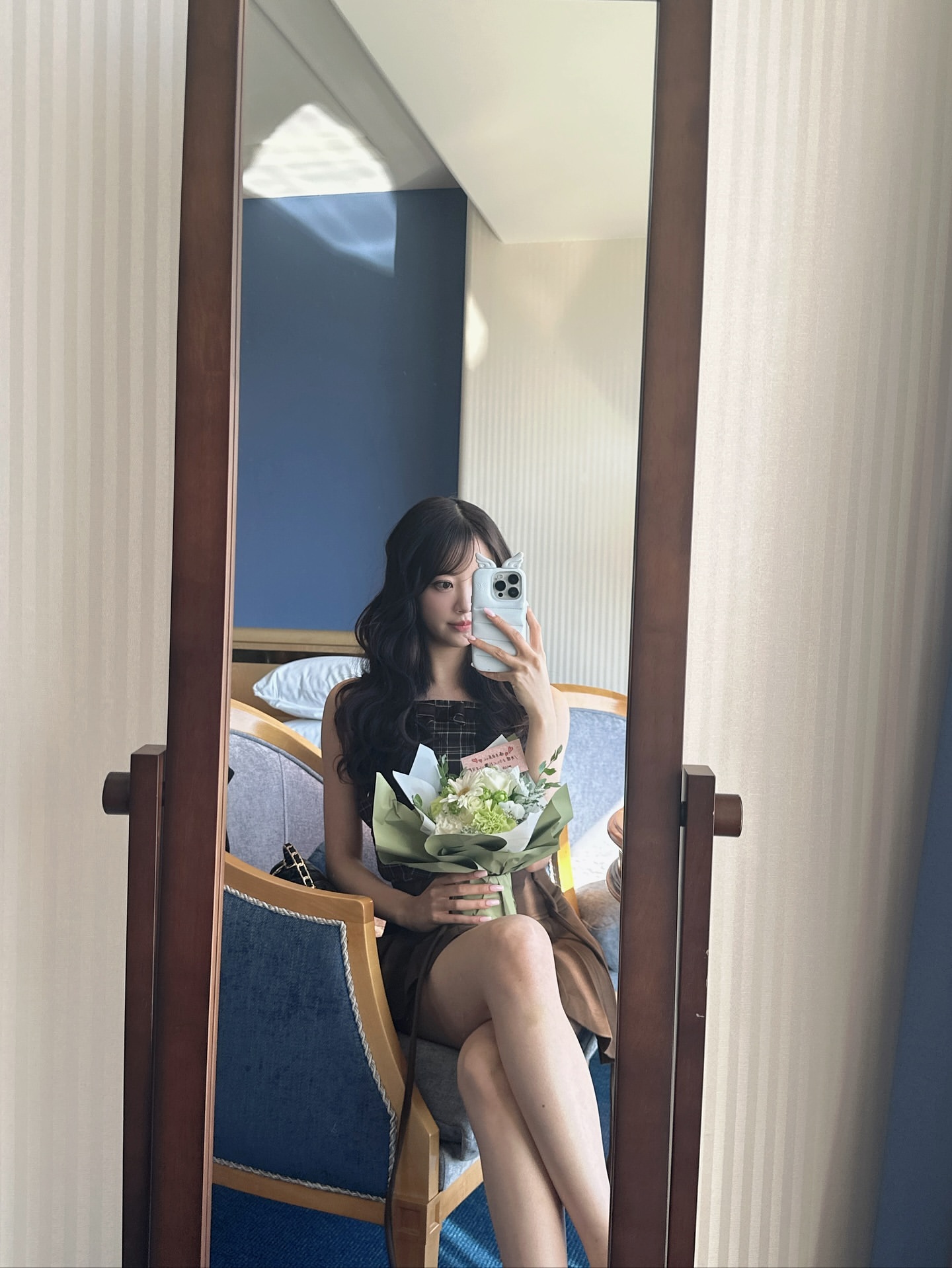 堀未央奈「💐🐈🩰🌙お花すき。」 ​​​