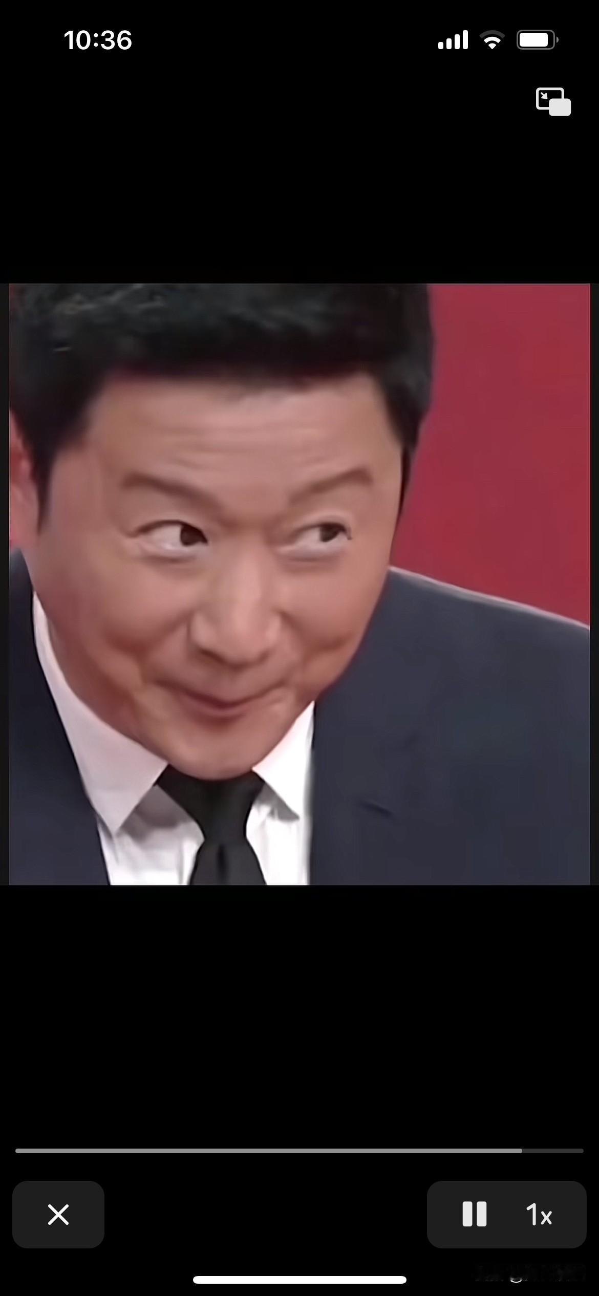 吴京老师这次丑大了，在参加节目的时候，节目组在展示道具时，吴京老师竟然拿起来就吃