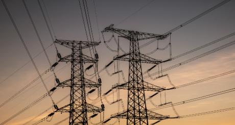 有些专业不看名校光环，不拼家庭背景，纯靠个人努力就能杀出一条血路。关键是你得知道