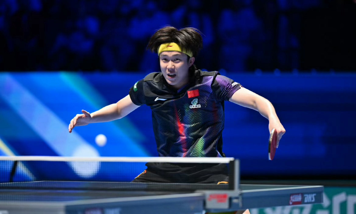 【绝境翻盘！王楚钦4-2绝杀勒布伦，国乒独苗挺进澳门世界杯八强】王楚钦4-2逆转