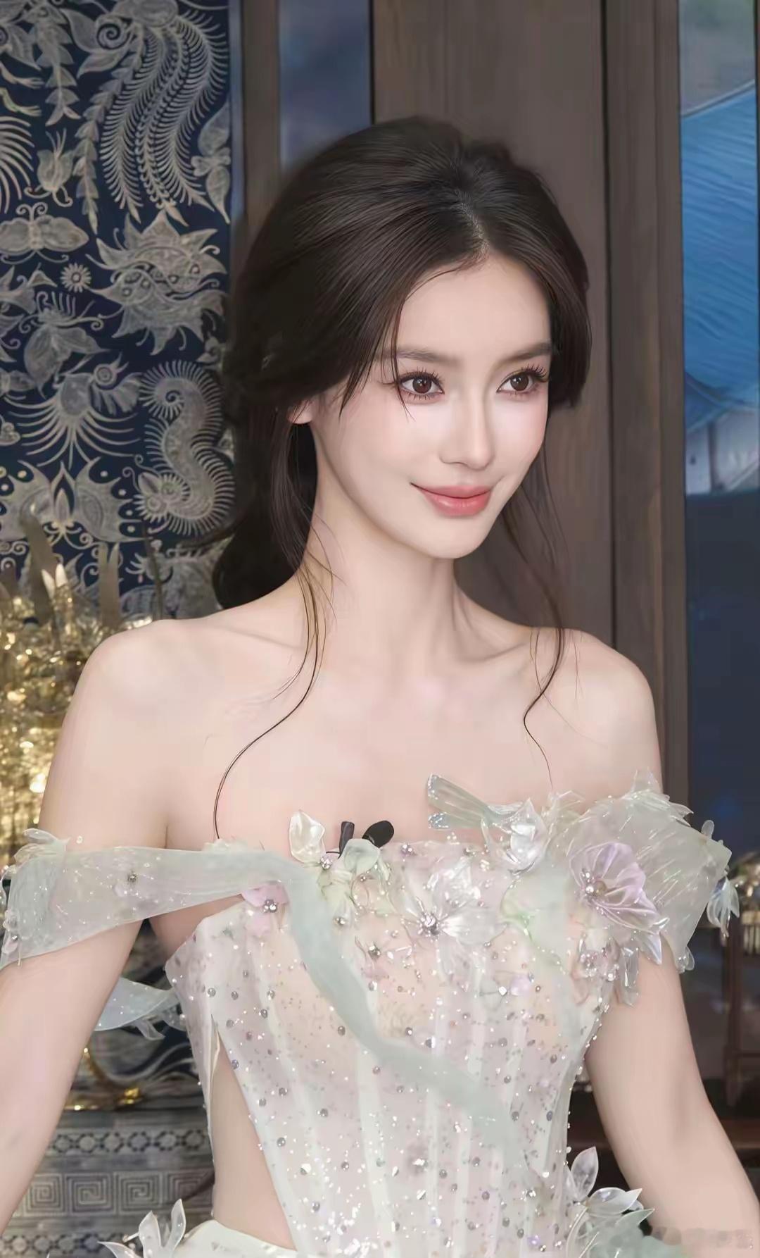 杨颖最近的状态藏着一个挺扎心的真相，说出来可能有人不爱听，女人最好的保养品，有时