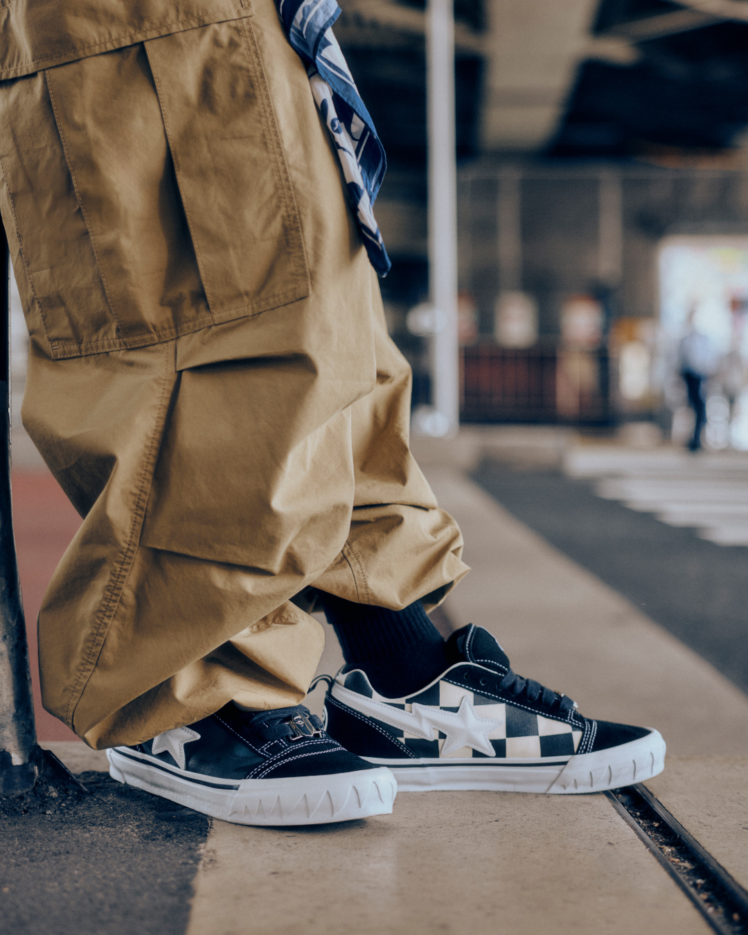 BAPE® Knu SkoolBAPE® x Vans这鞋挺帅的鞋控的日常