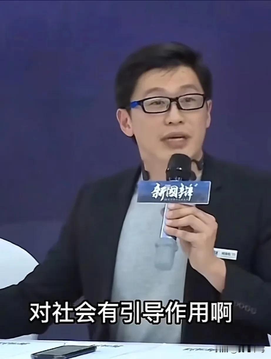 227一群被规训成功的“自由″人。

自己就是一个小众。脱离了所谓的正常生活轨迹